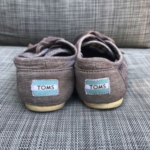 Women’s Toms Shoes